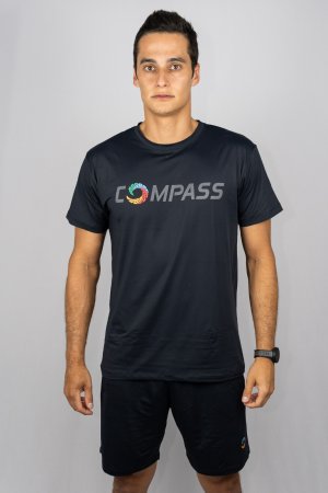 CAMISETA DRY MASC PRETA TRADICIONAL COMPASS